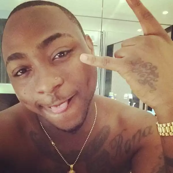 Wow!!! Checkout Davido’s New HKN Customized Gold Chain Its So Magnificent [See Photo]